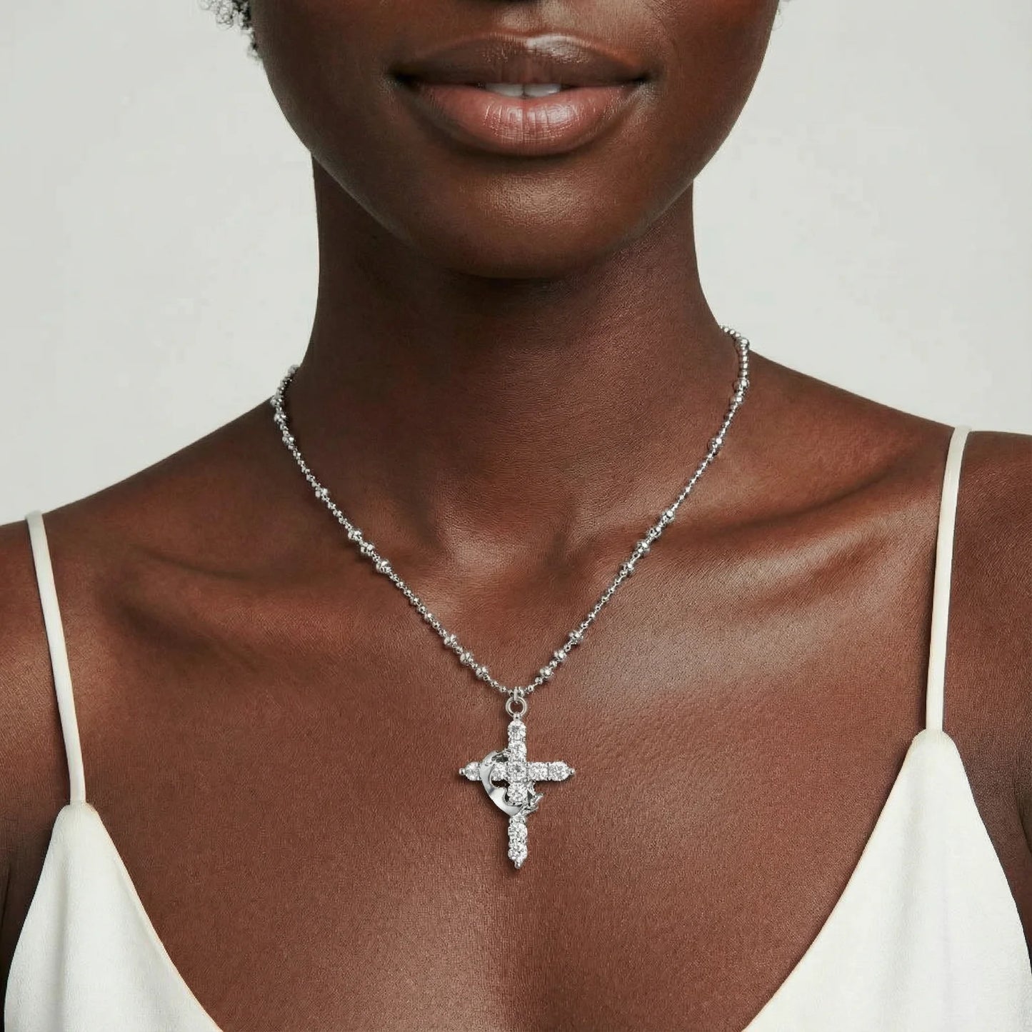 Divine Grace Cross Halskette